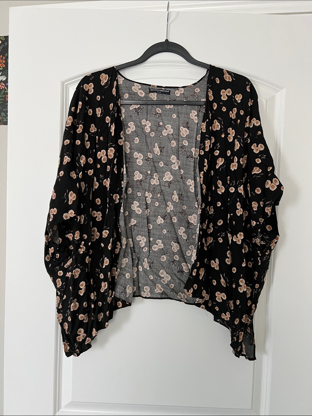 Brandy Melville Sunflower Black Short Kimono, one size, like new